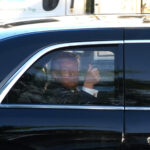 Trump insiste en su rechazo al nuevo ayatolá y pide una transición como la de Venezuela